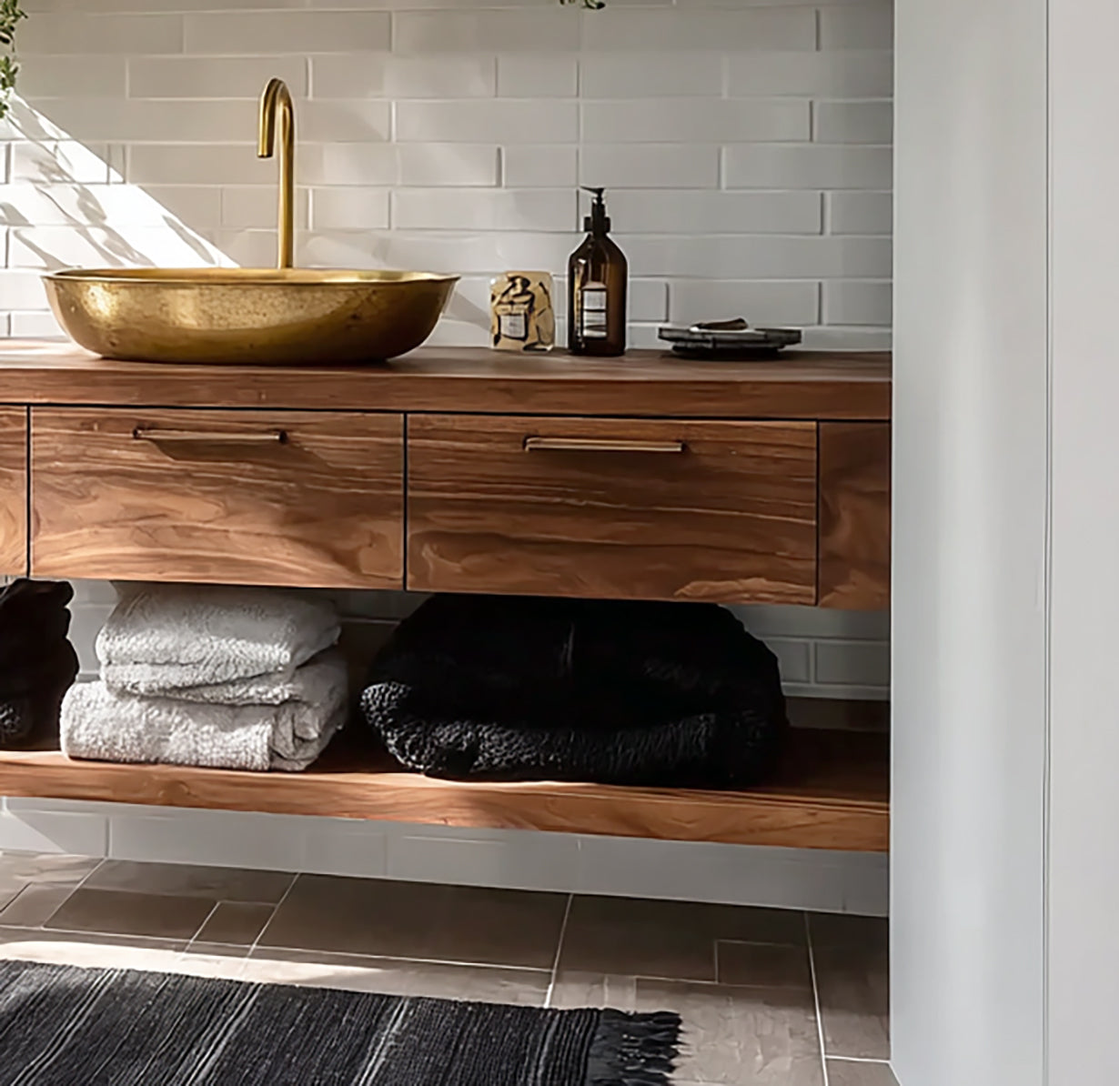 Luxury Floating Bathroom Vanity – Modern Elegant Wall-Mounted Design