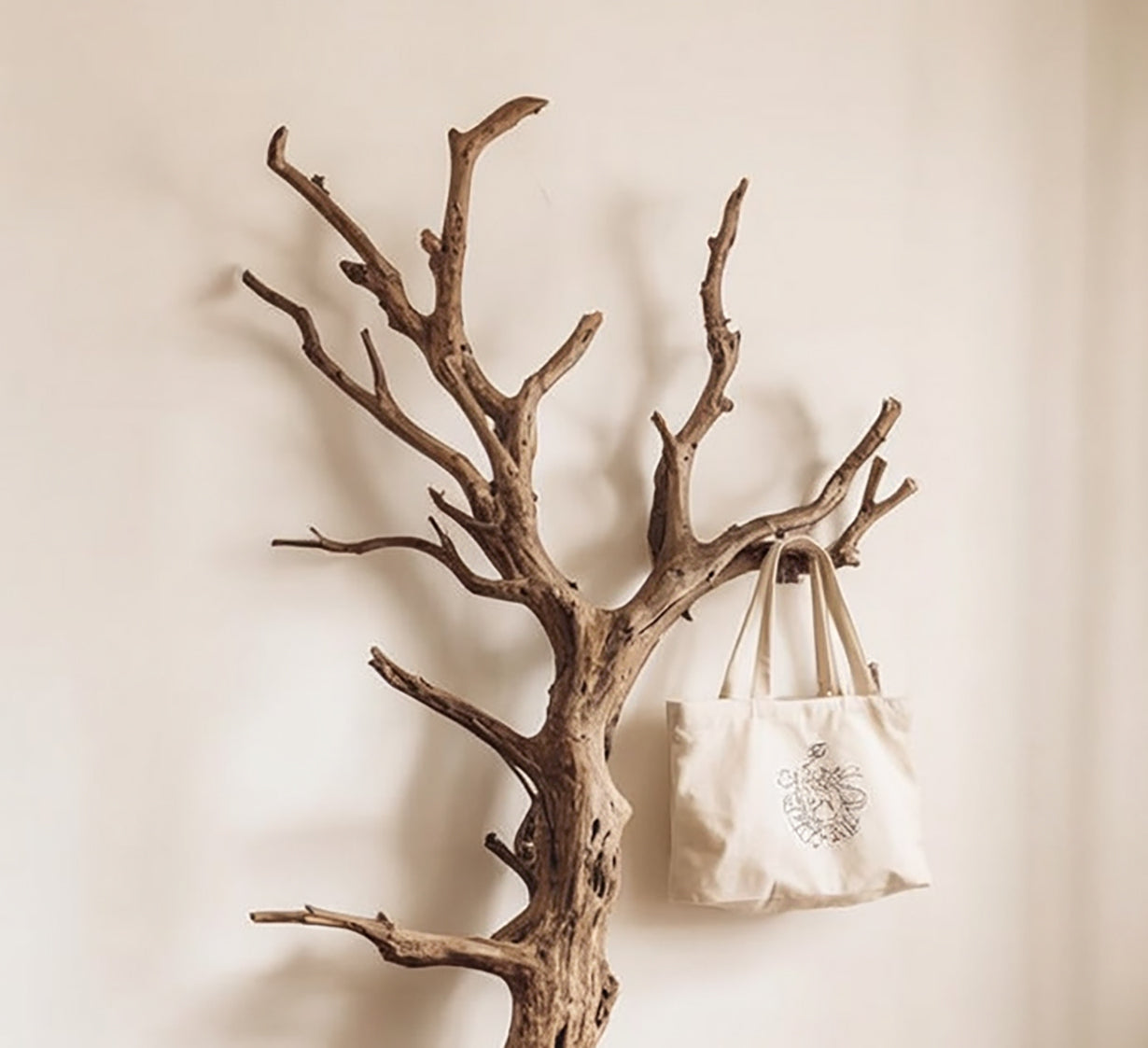 Driftwood Tree Branch Coat Rack – Wall-Mounted Solid Wood Hooks