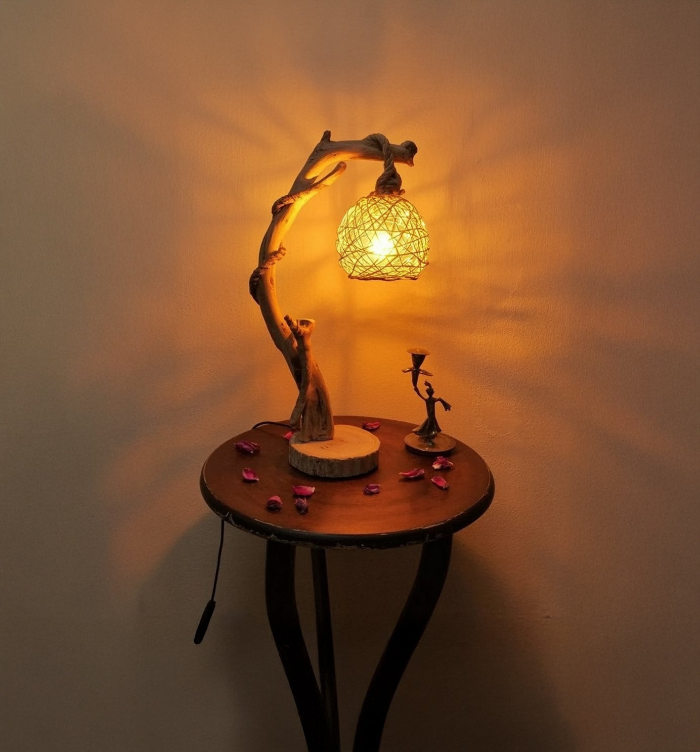 Rustic Driftwood Standing Tree Lamp – Handmade Wooden Floor Light with Rattan Lampshade